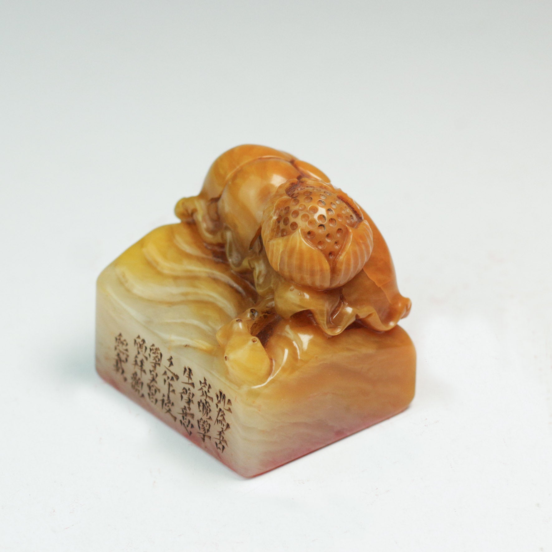 I long to ride the wind and return, yet fear the jade palaces and towers Seal - 我欲乘風歸去 又恐瓊樓玉宇  印章