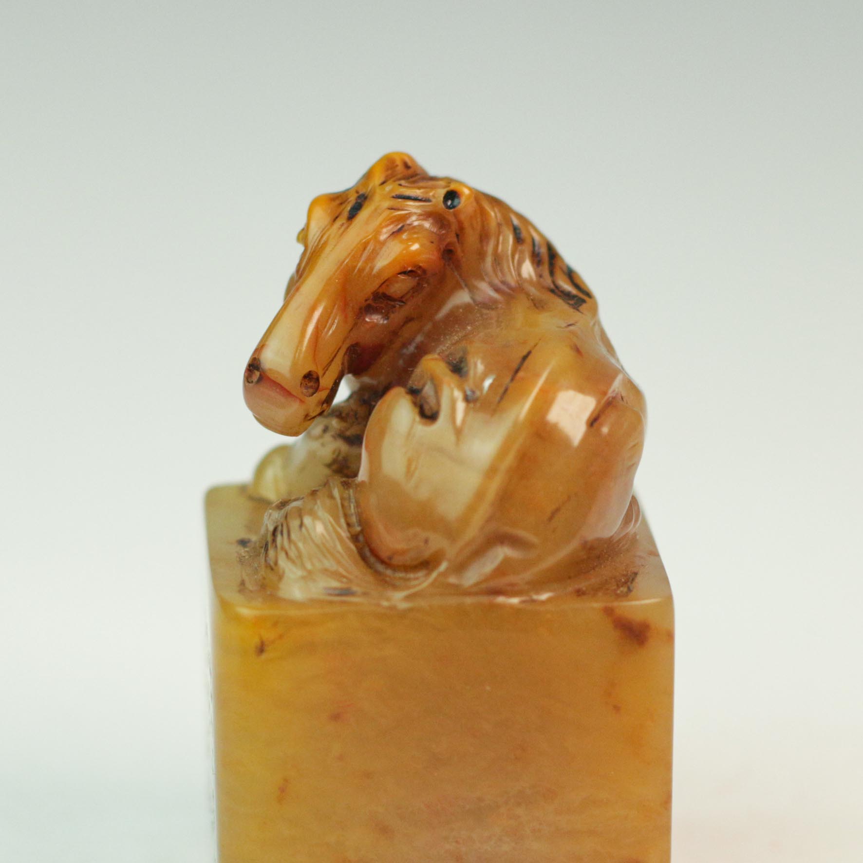Hand-held flat seal - 手拱平章 印章